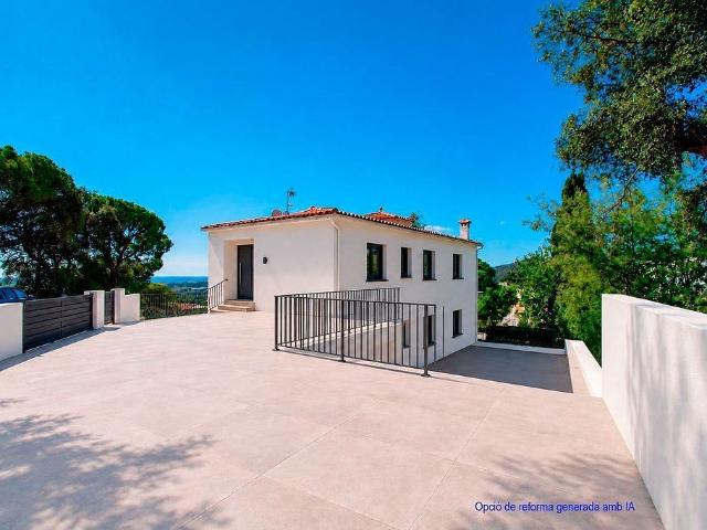 Chalet en venta en calle Toledo, Calonge, de 291 m² 5 habitaciones por 675.000