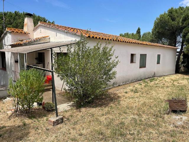 Chalet en venta en calle Torroella, Palafrugell, de 141 m² 4 habitaciones por 350.000