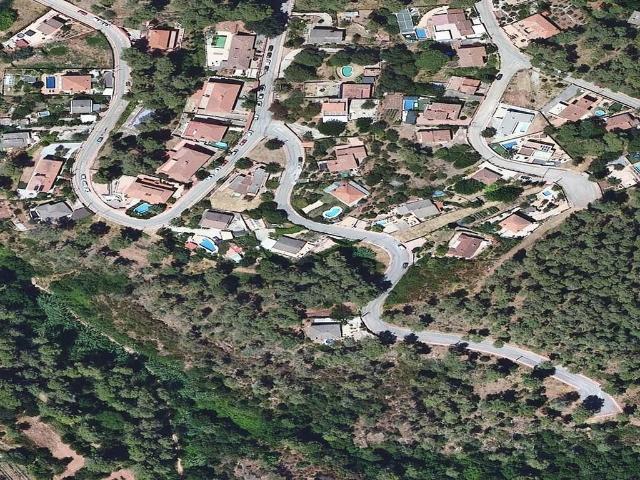 Chalet en venta en calle Taió, Castellví de Rosanes, de 73 m² 3 habitaciones por 261.000