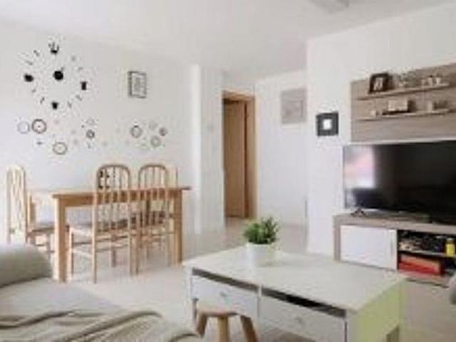 Chalet en venta en calle Teide, Albinyana, de 130 m² 4 habitaciones por 266.000