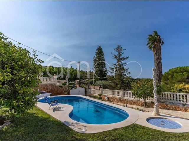 Chalet en venta en calle Turó D'en Benet, Salomó, de 215 m² 4 habitaciones por 334.000