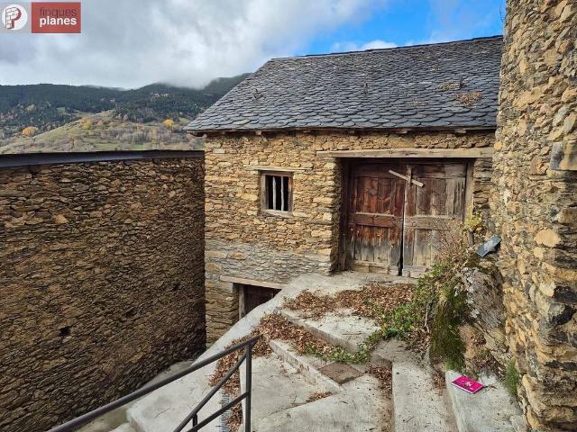 Chalet en venta en calle Unica, Valls de Valira, Les, de 110 m² 1 habitación por 90.000