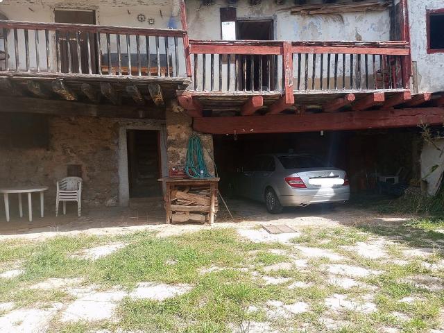 Chalet en venta en calle Unicaag Cornellana, Vansa i Fórnols, la, de 372 m² 7 habitaciones por 150.000