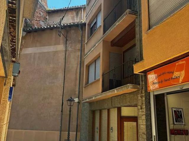 Chalet en venta en calle Vic, Sant Hilari Sacalm, de 214 m² 4 habitaciones por 170.000