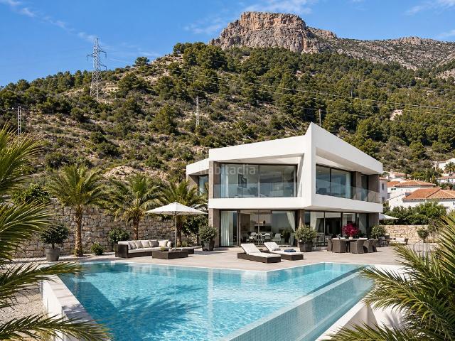 Chalet en venta en Calp, Canuta. Exclusivo proyecto de villa moderna con vistas al mar en Calpe. Chalets.
