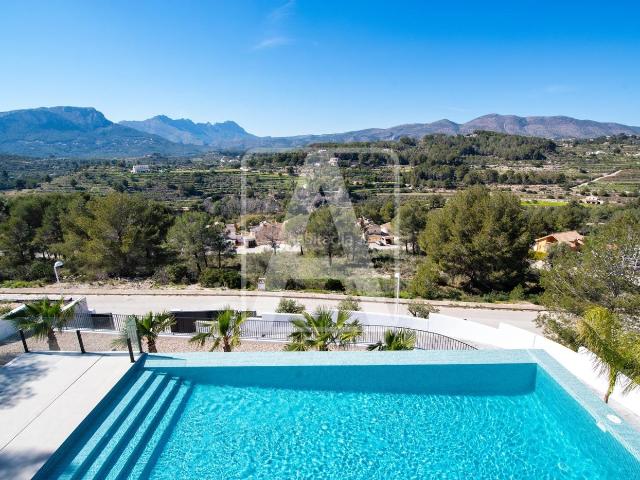 Chalet en venta en Calp, La Empedrola. Chalets.