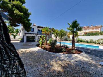 Chalet en venta en Calp, Marisol Park Ortembach Los Almendros. Chalets.