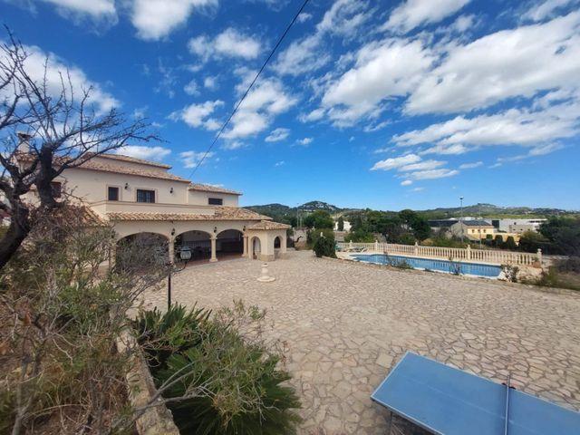 Chalet en venta en Calpe / Calp, Alicante Costa Blanca