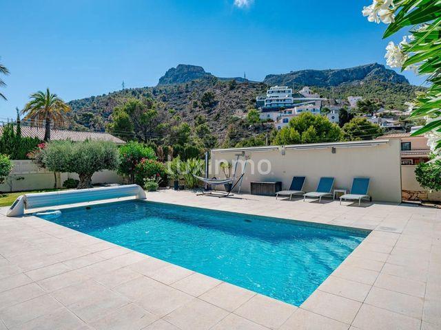 Chalet en venta en Calpe / Calp, Alicante Costa Blanca
