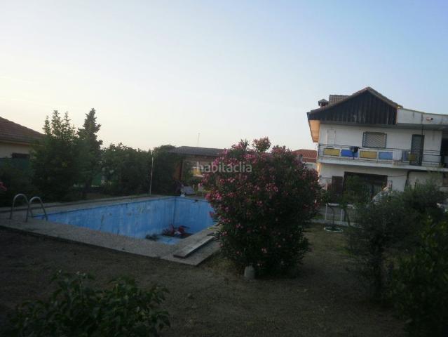 Chalet en venta en Calypo Fado. OPORTUNIDAD DE INVERSORES 750 M2 CONSTRUIDOS CON RENTABILIDAD. Chalets Calypo.