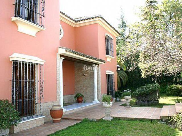 Chalet en venta en Camas, Colina Blanca Las Canteras. Gran Chalet de lujo en Colina Blanca. Chalets.