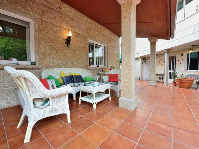 Chalet en venta en Cambados. Chalets.