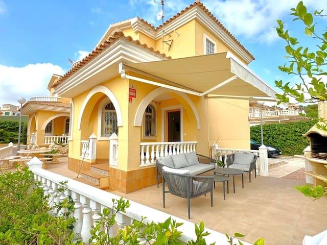 Chalet en venta en Campoamor, Alicante Costa Blanca