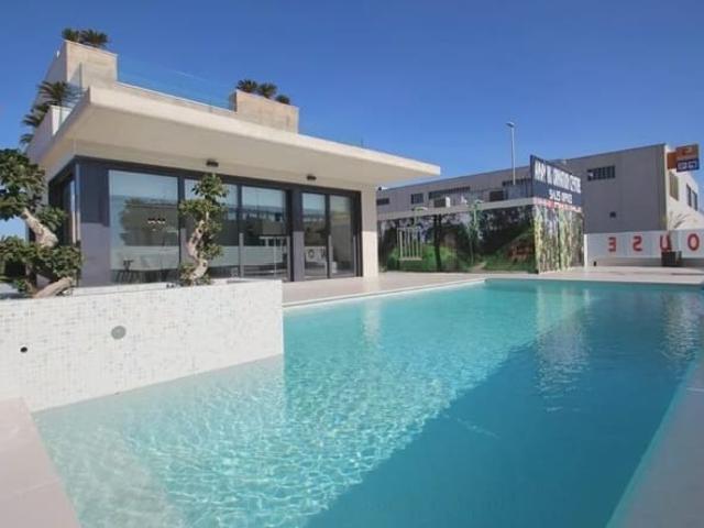 Chalet en venta en Orihuela Costa, Alicante Costa Blanca