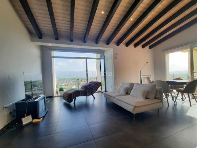 Chalet en venta en Camponaraya. VIVE EN ESTA JOYA DE CHALET CON IMPRESIONANTES VISTAS AL BIERZO. Chalets.