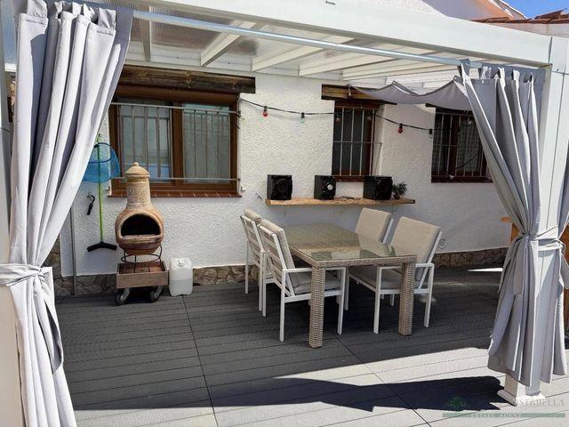 Chalet en venta en Can Carbonell, Girona