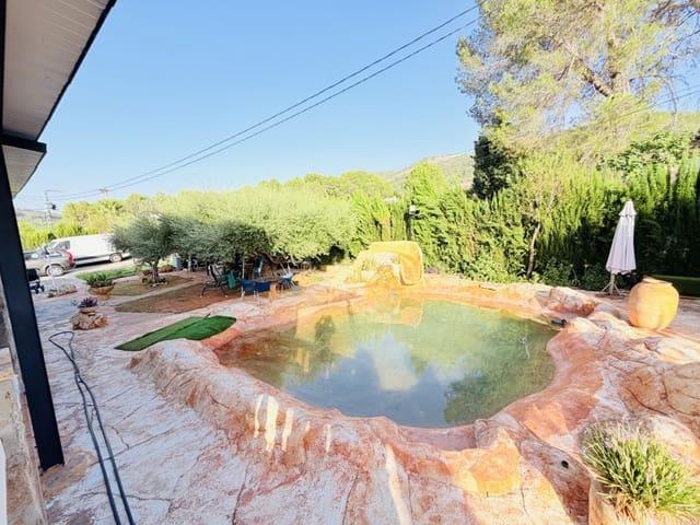 Chalet en venta en Canals, Valencia