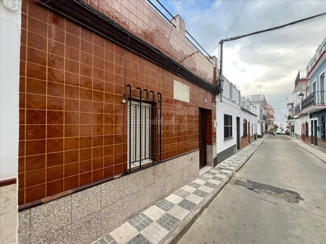 Chalet en venta en Cantillana. Chalets.