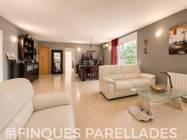 Chalet en venta en Canyelles, Barcelona