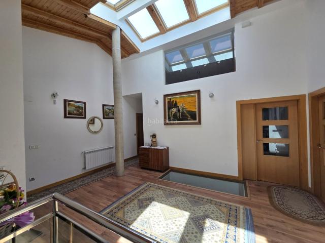 Chalet en venta en Carcedo de Burgos. FANTASTICO CHALET EN LA URBANIZACION VALMORAL EN CARCEDO. Chalets Carcedo de.