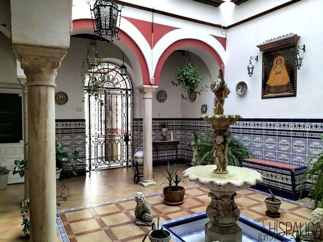 Chalet en venta en Carmona, Sevilla