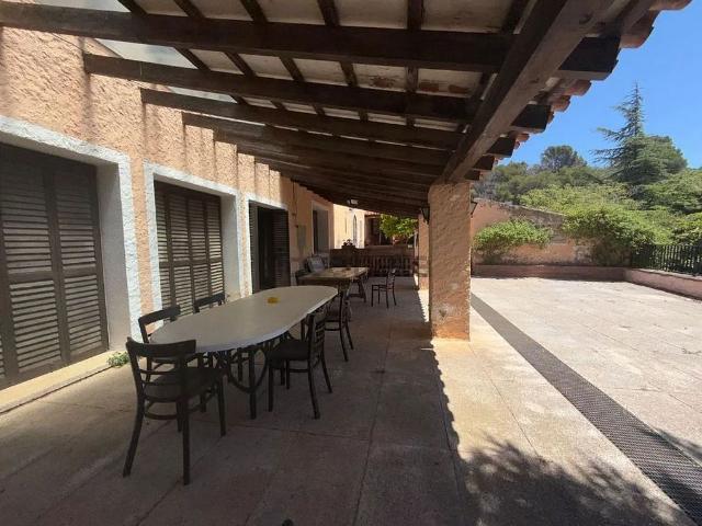Chalet en venta en carretera Valls Igualada, Querol, de 1.400 m² 13 habitaciones por 627.000
