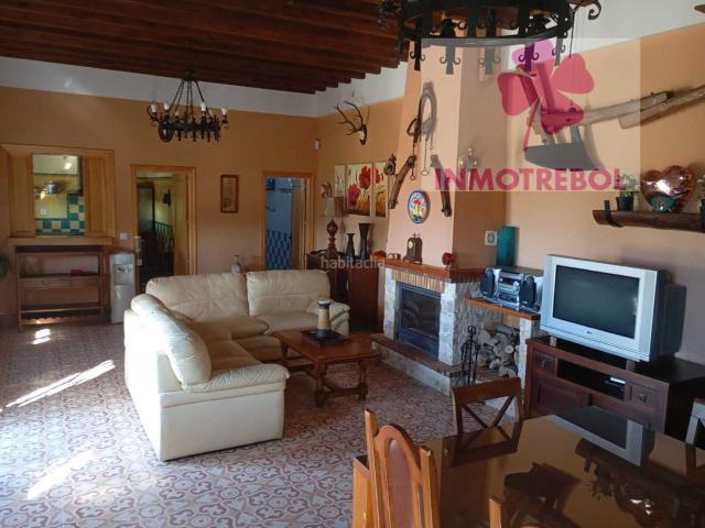 Chalet en venta en Carrión de los Céspedes. OCASION EXPECTECULAR FINCA DE 10398M DE PARCELAY 511M CONSTRUIDOS. Chalets Carrión de los.