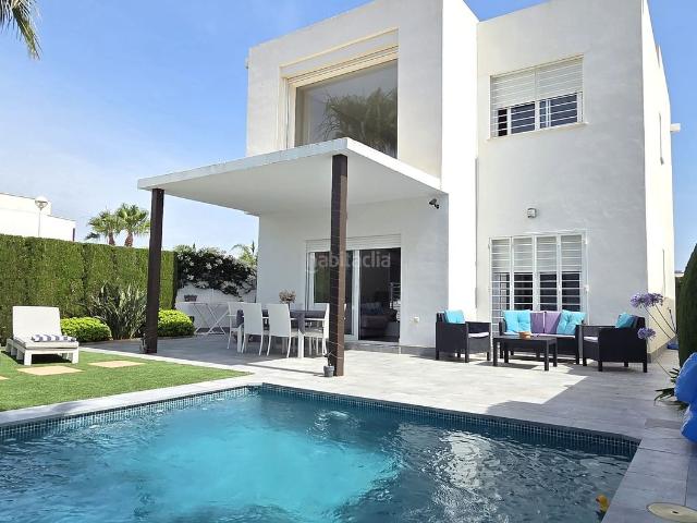Chalet en venta en Cartagena, Islas Menores Mar de Cristal. Chalets.