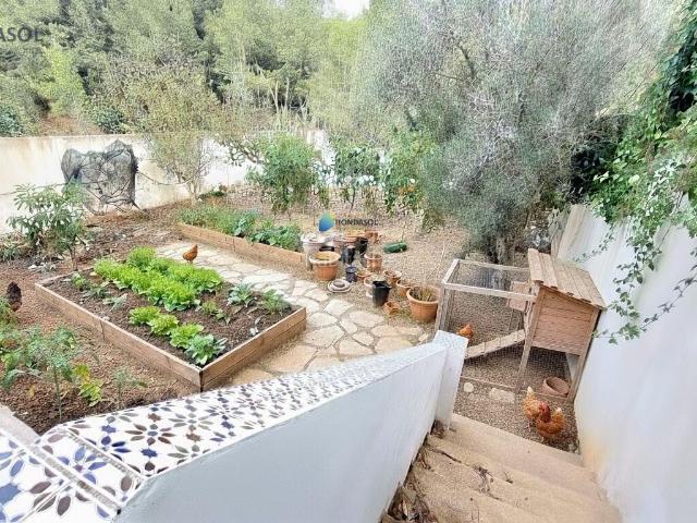 Chalet en venta en Cartagena, La Manga Club. SE VENDE CASA DE CAMPO ADOSADA EN LA MANGA CLUB. 7 DORMTS, 3 BAÑOS, PISCINA. SIN COMUNIDAD. Chalets.