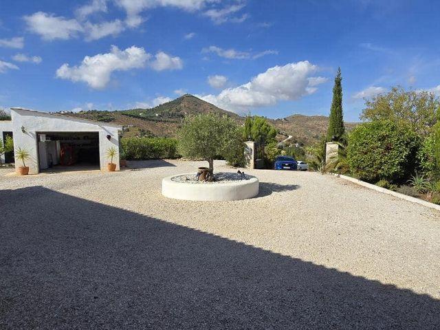 Chalet en venta en Casabermeja, Málaga