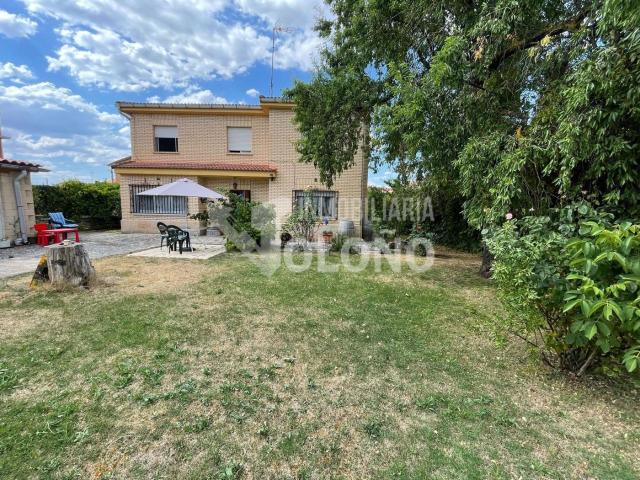 Chalet en venta en Casalarreina. Chalet Independiente en Casalarreina. Chalets.