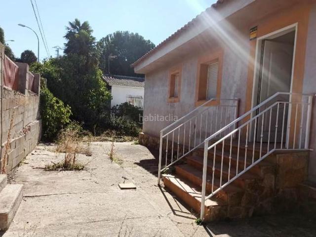 Chalet en venta en Casar El. CALDERÓN VENDE: Unifamiliar en El Casar. Chalets Casar.