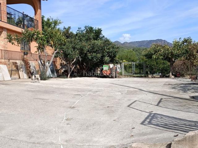 Chalet en venta en Castellnovo. VENTA DE CHALET EN CASTELLNOVO. Chalets.