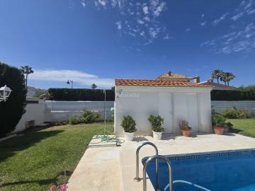 Chalet en venta en Castellón de la Plana, El Grao. Casa Chalet Independiente en Zona Privilegiada. Chalets Castellón de la.
