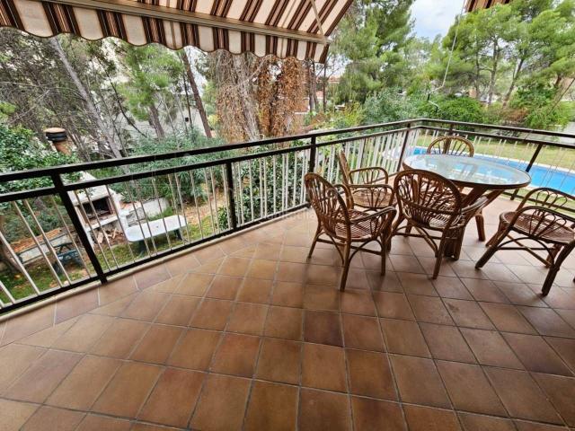 Chalet en venta en Castelldefels, Bellamar. Torre en venta en Bellamar. Chalets.