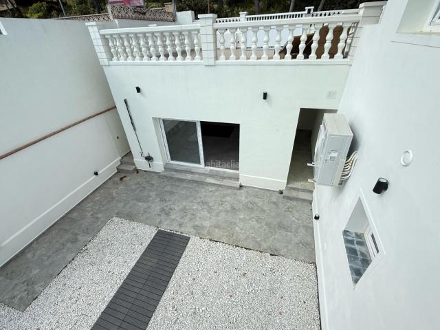 Chalet en venta en Castelldefels, Montmar. Impresionante Villa de Lujo con Vistas al Mar 800 m² de Parcela 600 m² Construidos 10 Habitaciones 8 Baños. Chalets.