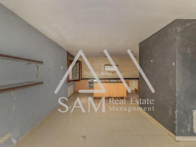 Chalet en venta en Castellgalí. Oportunidad única! Amplio chalet independiente con piscina y un potencial increíble. Chalets.