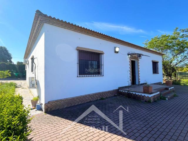 Chalet en venta en Castilblanco de los Arroyos. Vive donde otros sueñan escapar Chalet en Sierra Morena. Chalets Castilblanco de los.