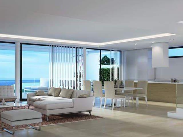Chalet en venta en Castillo de la Duquesa, Málaga Costa del Sol