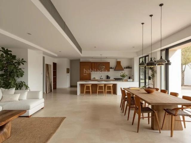 Chalet en venta en Castro Urdiales, Cotolino. Vivienda unifamiliar aislada en parcela urbana llave en mano. Personalizable. Chalets Castro.