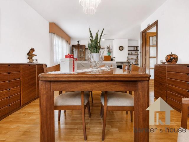 Chalet en venta en Cerdanyola del Vallès, Canaletes Turonet. Casa con Habitación doble en planta baja. Chalets Cerdanyola del.