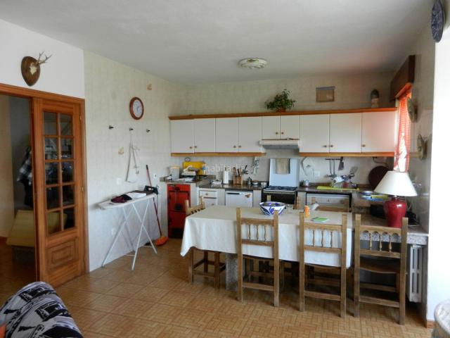 Chalet en venta en Cervantes. Se vende chalet en los Alrededores de Lugo. Chalets.
