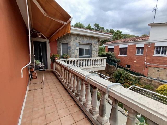 Chalet en venta en Cervelló. EXCELENTE CASA EN CERVELLO. Chalets.