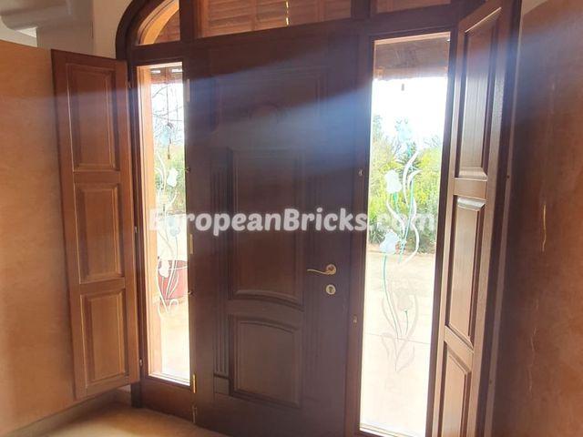 Chalet en venta en Chella, Valencia
