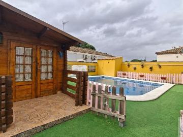 Chalet en venta en Chiclana de la Frontera, Cádiz Costa de la Luz