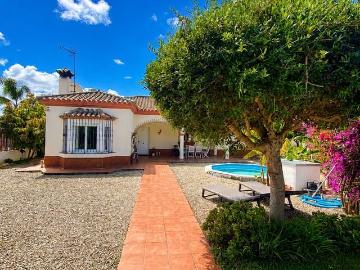Chalet en venta en Chiclana de la Frontera, Cádiz Costa de la Luz