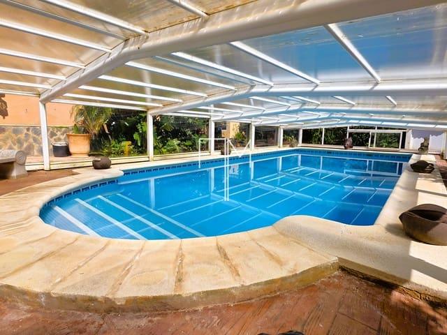 Chalet en venta en Chiva, Valencia