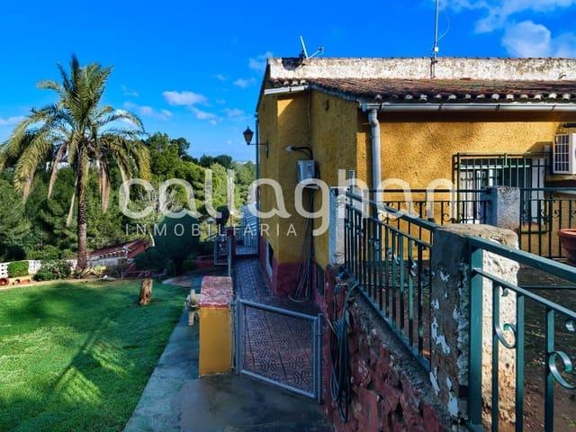 Chalet en venta en Chiva, Valencia