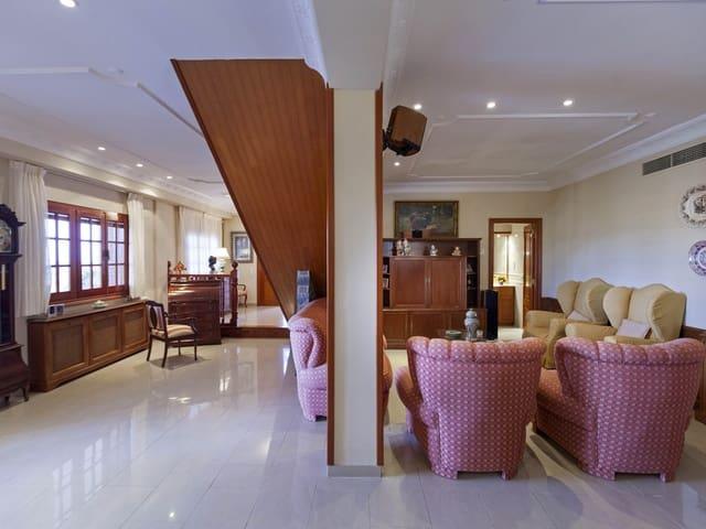 Chalet en venta en Chiva, Valencia