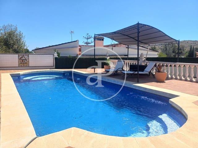 Chalet en venta en Chiva, Valencia